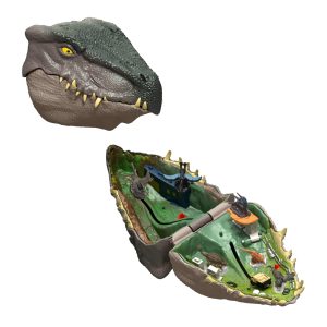 Jurassic World Rebirth Micro Adventure Distortus Rex Playset, interactive Features & 6 Figures